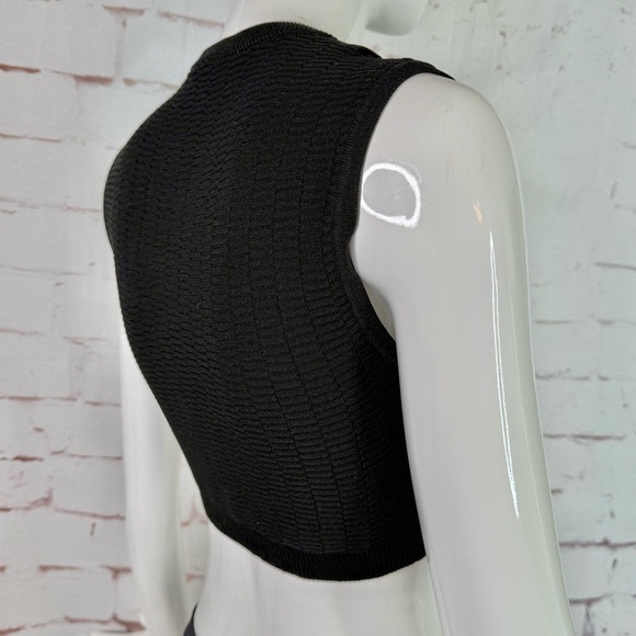 NEW ZARA M Black Sleeveless Crop Top Knit Vest Gold Button Accents Medium NWT - Picture 12 of 13